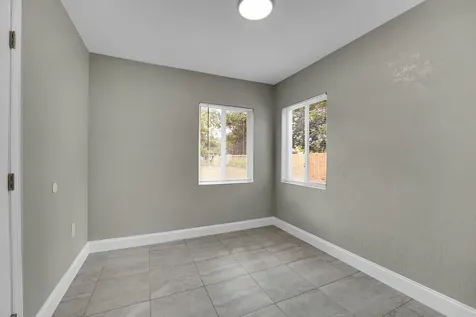304 N 28th Street Fort Pierce FL 34947