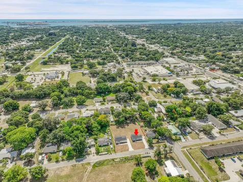 304 N 28th Street Fort Pierce FL 34947