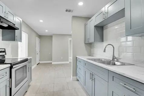 304 N 28th Street Fort Pierce FL 34947