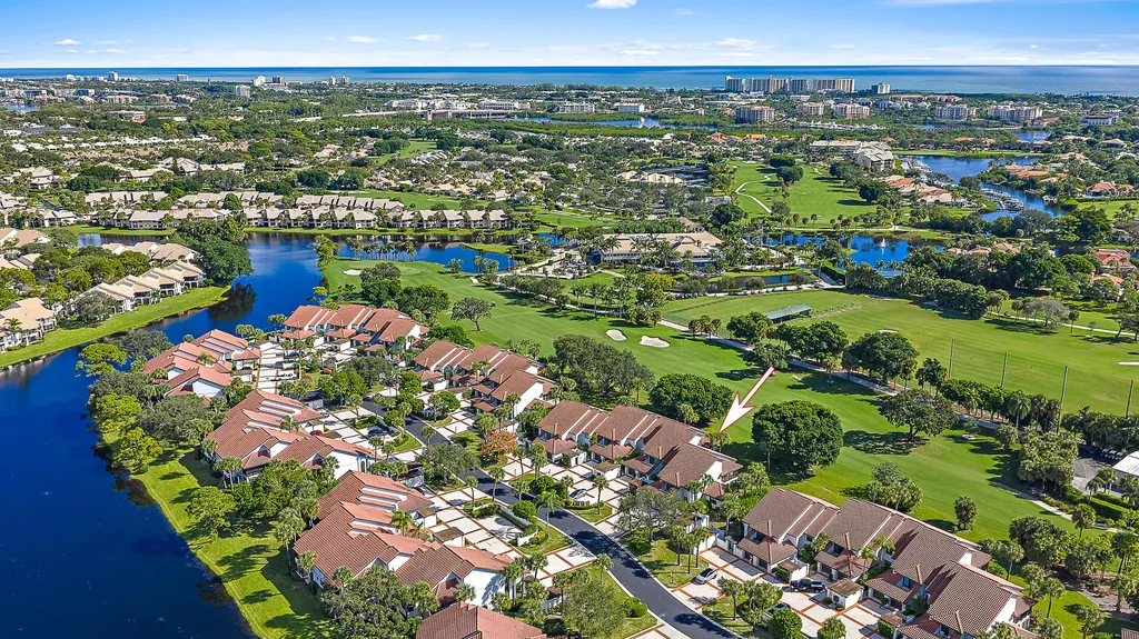 16648 Traders Crossing Jupiter FL 33477