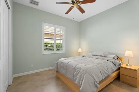 9132 Pumpkin Ridge Port Saint Lucie FL 34986