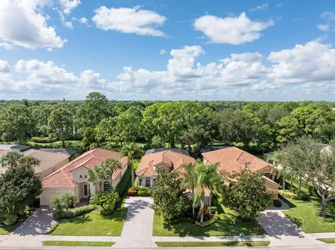 9132 Pumpkin Ridge Port Saint Lucie FL 34986