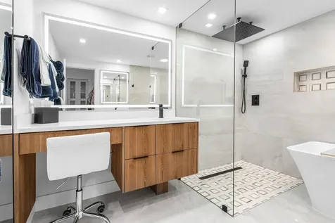 931 Palm Trail Delray Beach FL 33483