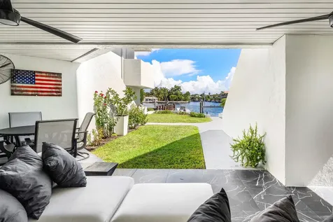 931 Palm Trail Delray Beach FL 33483