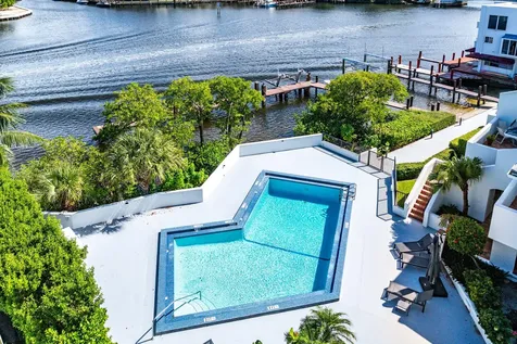 931 Palm Trail Delray Beach FL 33483