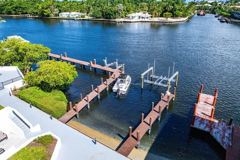 931 Palm Trail Delray Beach FL 33483