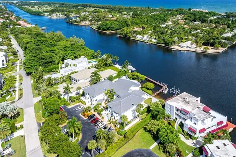 931 Palm Trail Delray Beach FL 33483