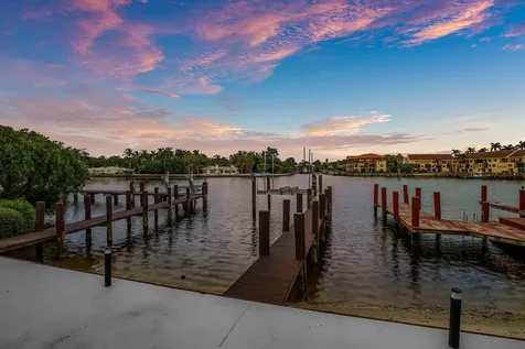 931 Palm Trail Delray Beach FL 33483