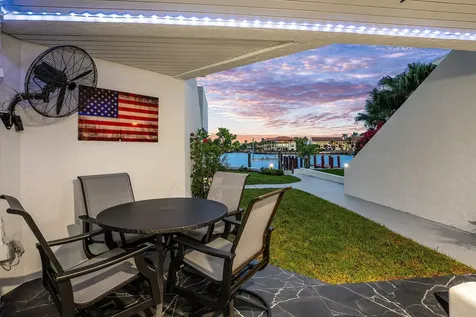 931 Palm Trail Delray Beach FL 33483