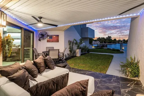 931 Palm Trail Delray Beach FL 33483