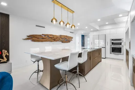 931 Palm Trail Delray Beach FL 33483