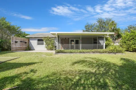 9540 Richmond Circle Boca Raton FL 33434