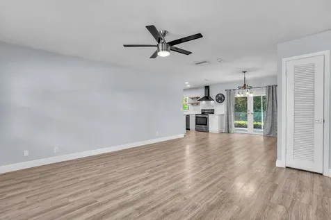 9540 Richmond Circle Boca Raton FL 33434