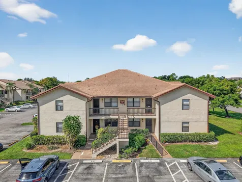 7642 Tahiti Lane Lake Worth FL 33467
