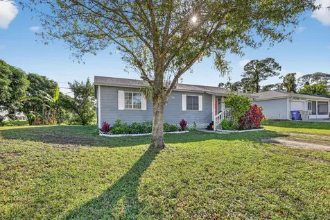 1140 11th Terrace Vero Beach FL 32962