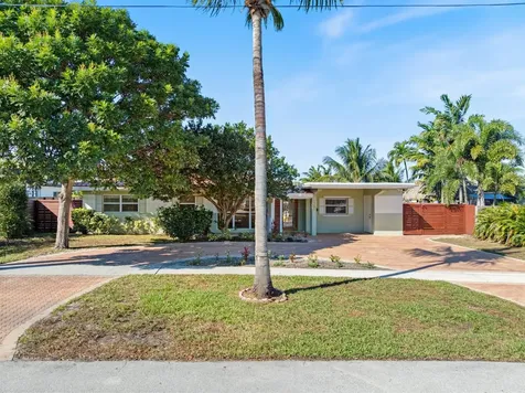 1001 SE 5 Avenue Pompano Beach FL 33060