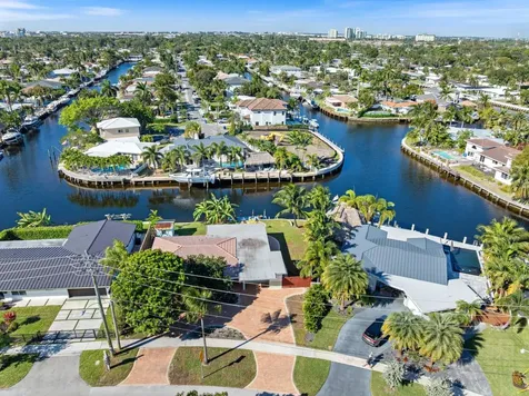 1001 SE 5 Avenue Pompano Beach FL 33060