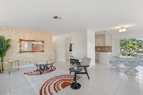 1001 SE 5 Avenue Pompano Beach FL 33060