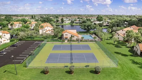 5 Via De Casas Sur Boynton Beach FL 33426