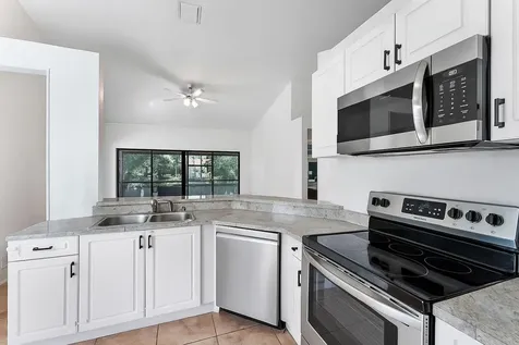 5 Via De Casas Sur Boynton Beach FL 33426