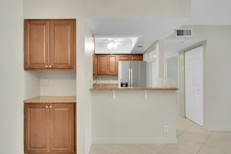 1548 Se Royal Green Circle Port Saint Lucie FL 34952