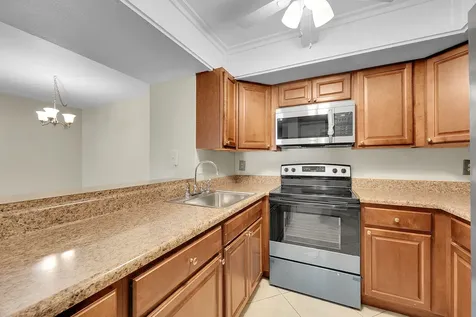 1548 Se Royal Green Circle Port Saint Lucie FL 34952