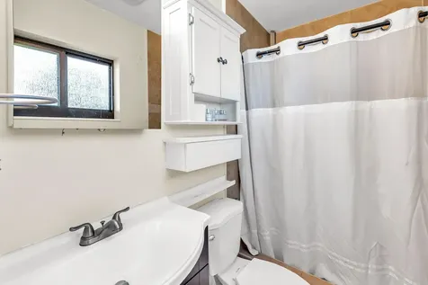 2000 Nw 38th Street Oakland Park FL 33305