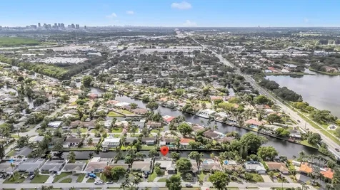 2000 Nw 38th Street Oakland Park FL 33305