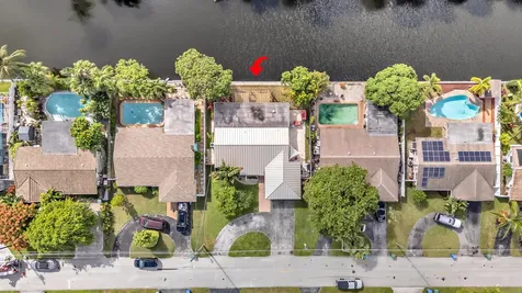 2000 Nw 38th Street Oakland Park FL 33305
