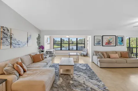 5152 Golfview Court Delray Beach FL 33484