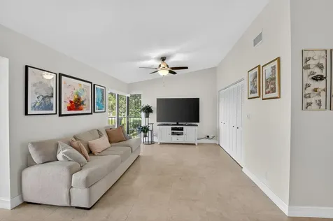 5152 Golfview Court Delray Beach FL 33484