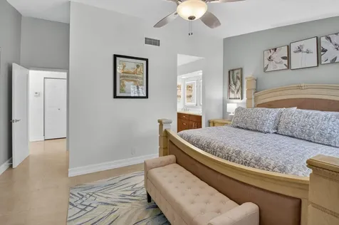 5152 Golfview Court Delray Beach FL 33484