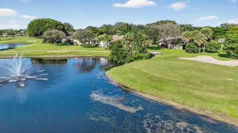 5152 Golfview Court Delray Beach FL 33484