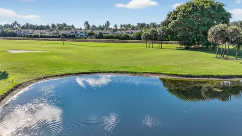 5152 Golfview Court Delray Beach FL 33484