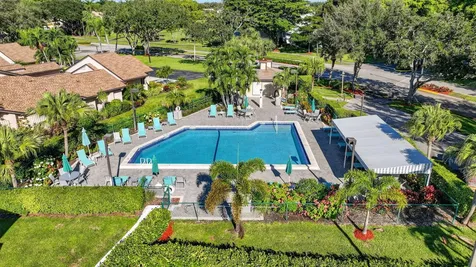 5152 Golfview Court Delray Beach FL 33484