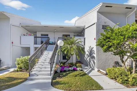 5152 Golfview Court Delray Beach FL 33484