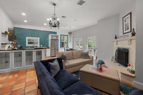1608 Lake Avenue West Palm Beach FL 33401