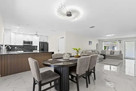 3318 Nw 69th Court Fort Lauderdale FL 33309
