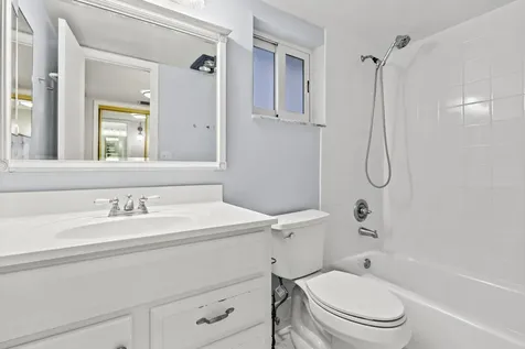 3318 Nw 69th Court Fort Lauderdale FL 33309