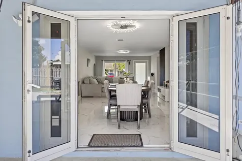 3318 Nw 69th Court Fort Lauderdale FL 33309