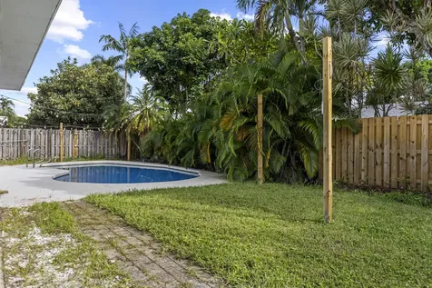 3318 Nw 69th Court Fort Lauderdale FL 33309