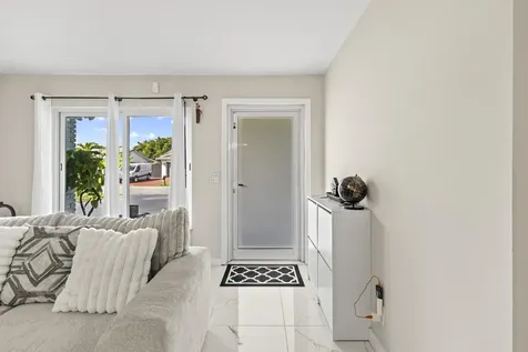3318 Nw 69th Court Fort Lauderdale FL 33309