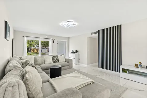 3318 Nw 69th Court Fort Lauderdale FL 33309