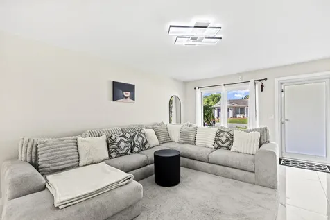 3318 Nw 69th Court Fort Lauderdale FL 33309