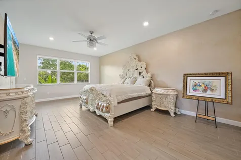 10616 Starling Way West Palm Beach FL 33412