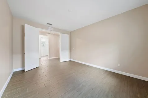 10616 Starling Way West Palm Beach FL 33412