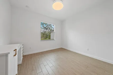 10616 Starling Way West Palm Beach FL 33412