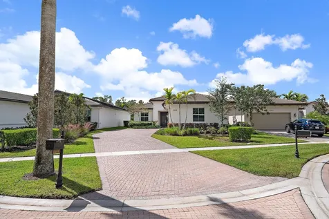 10616 Starling Way West Palm Beach FL 33412
