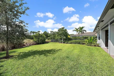 10616 Starling Way West Palm Beach FL 33412
