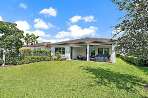 10616 Starling Way West Palm Beach FL 33412
